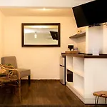 Hotel Amar Inn