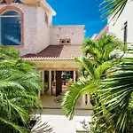 Casa Jaguar
