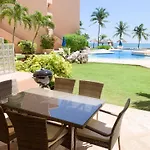 Beachfront Breathtaking Views Puerto Aventuras