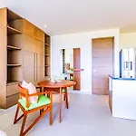 Santamar By Tao Beach Condos With Pool & Walk To Ocean