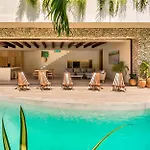 Green Villa Tulum
