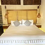 Boho Breeze Escape, Locationtop,Bohemian,Dolphinariumview,Fastwifi