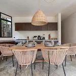 Round Luxury Villa Private Pool & Jungle Rooftop 2B