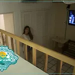 Hostel La Isla Playa