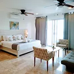 5Th Coral Suites By Holiday In Playa