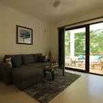 Resort Amenities Condo Hosted By Olahola