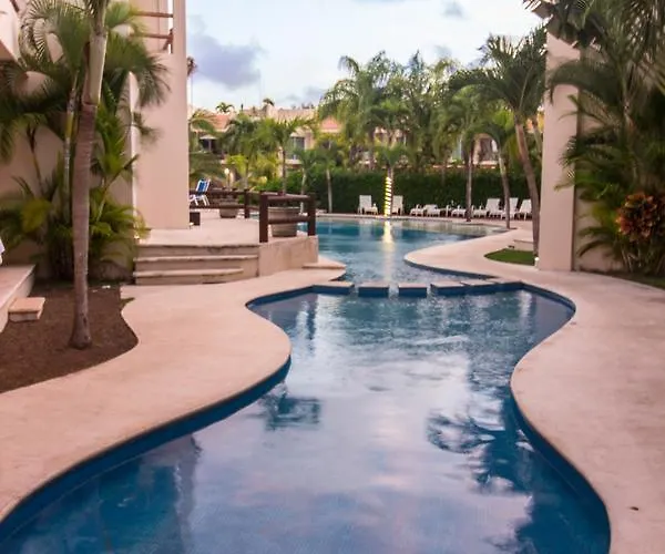 Coral Maya Stay Suites
