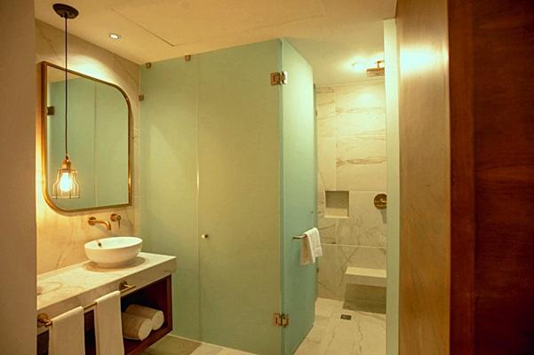 Hotel Kayak Luna