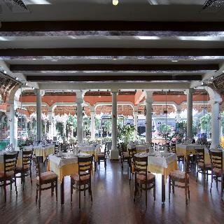 Grand Palladium Riviera 5*
