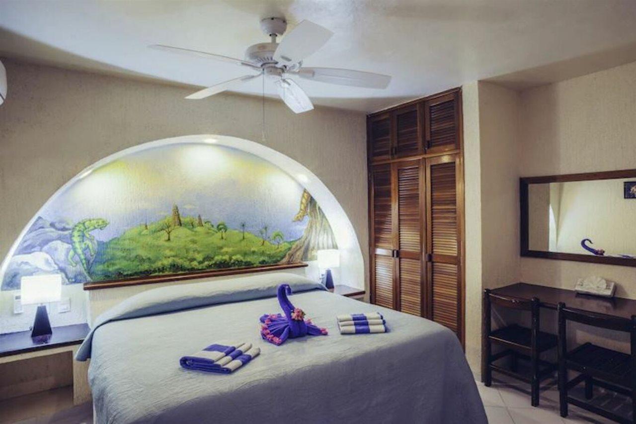 Hotel Aquatech Derosa Akumal