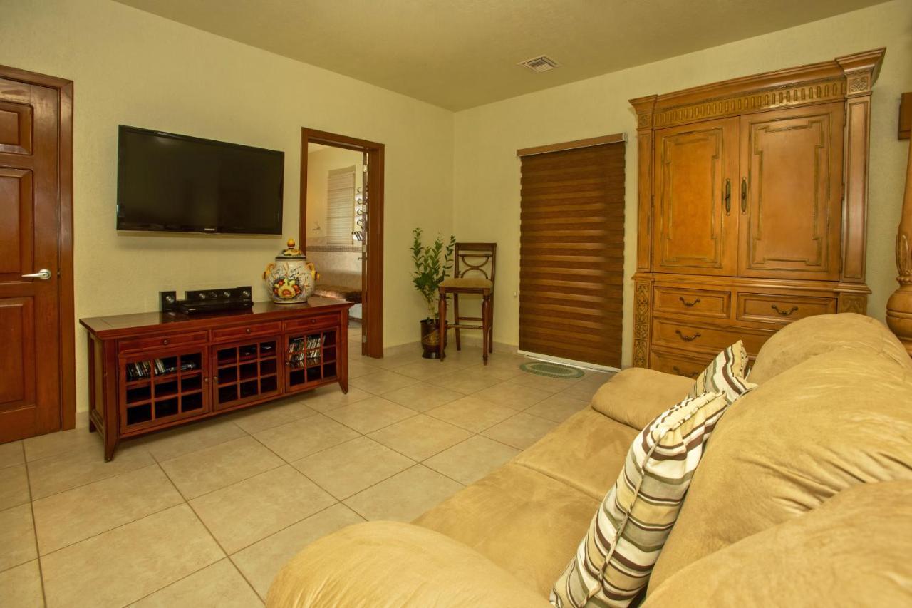 Bed and breakfast Beach House Luxury Vacation - Paradise 2 Prívate Master Suites Ocean&garden View *