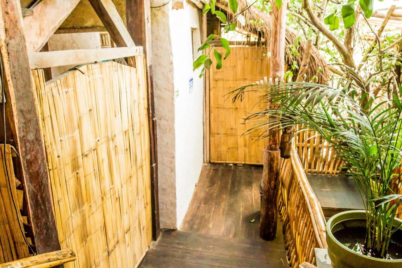 Bambu Gran Palas Hostal Party Hostel
