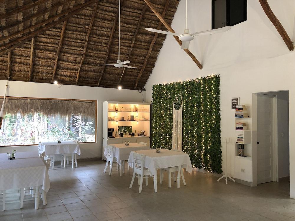 Maya Eco Village Hotel Akumal