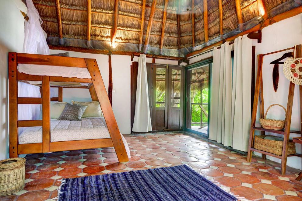 Beachfront Bungalows- Soliman Bay Holiday home *