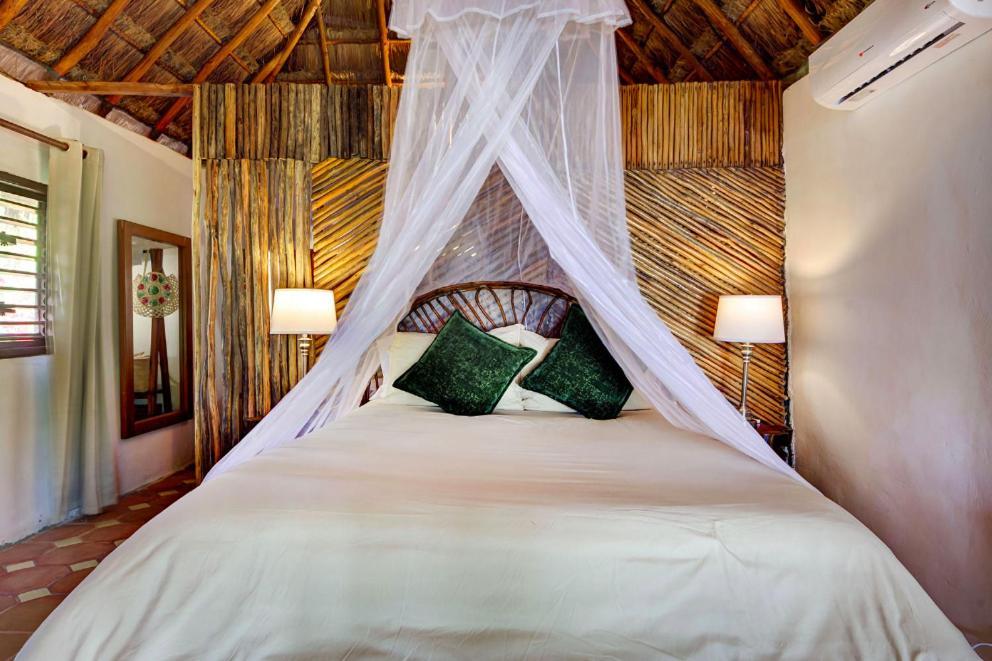 Holiday home Beachfront Bungalows- Soliman Bay