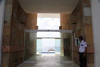 Hotel Peninsula Grand Cozumel