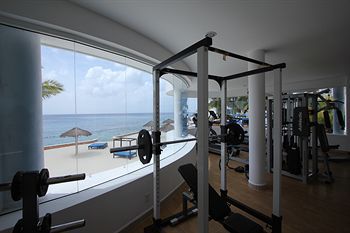 Peninsula Grand
