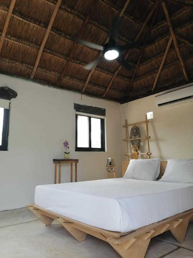 Acomodação com café da manhã  Oostel Smart - Playa 2*