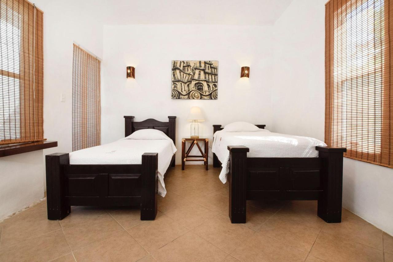 El Encanto Aparthotel