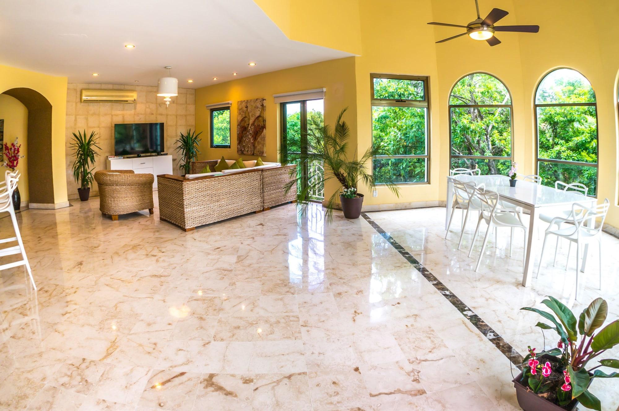 Encanto Paseo Del Sol Apartment *