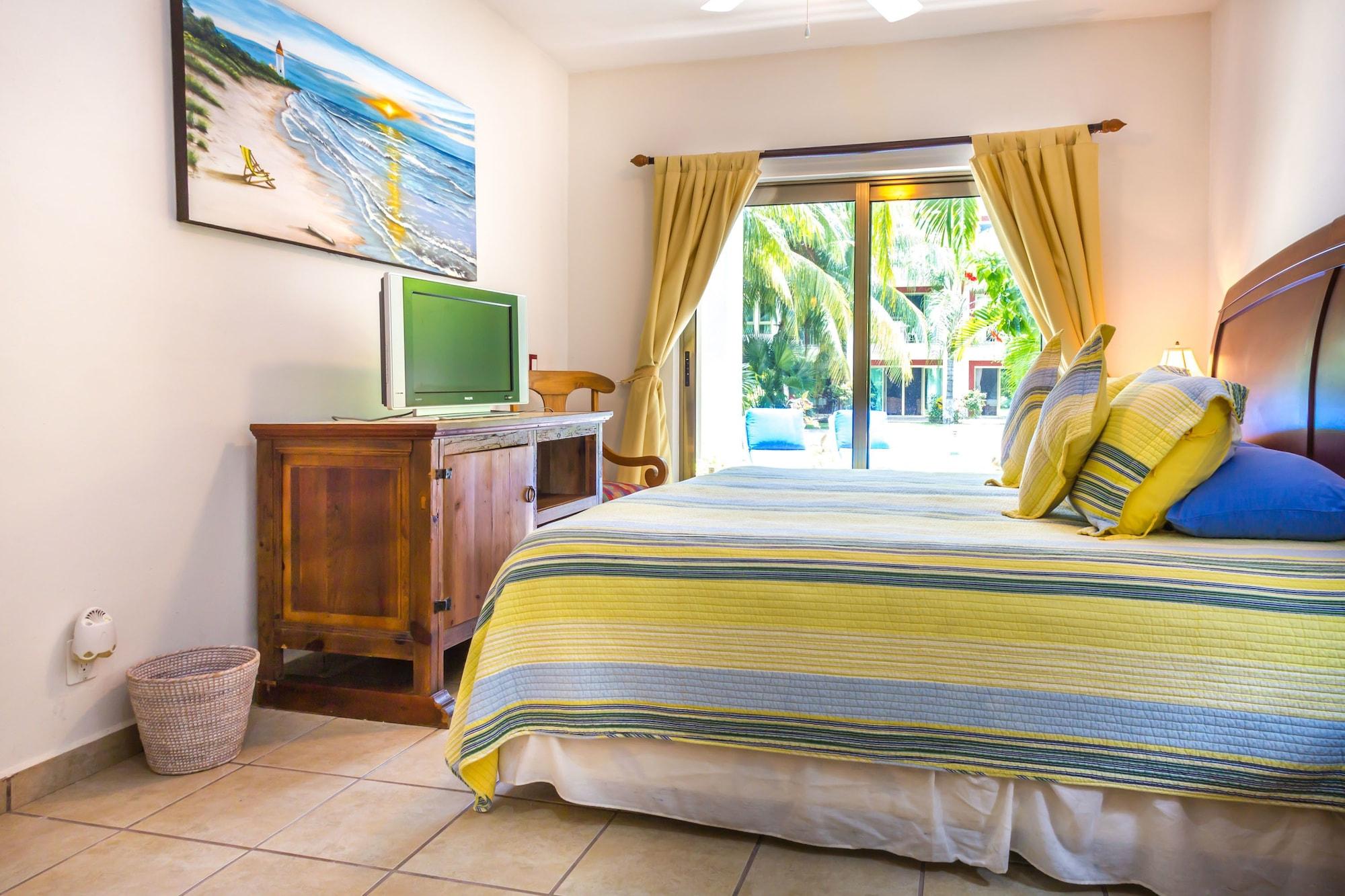 Encanto Paseo Del Sol Apartment