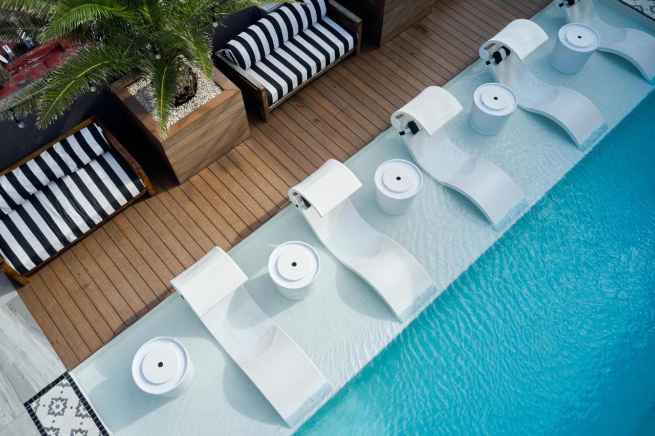 Hotel Kayak Luna