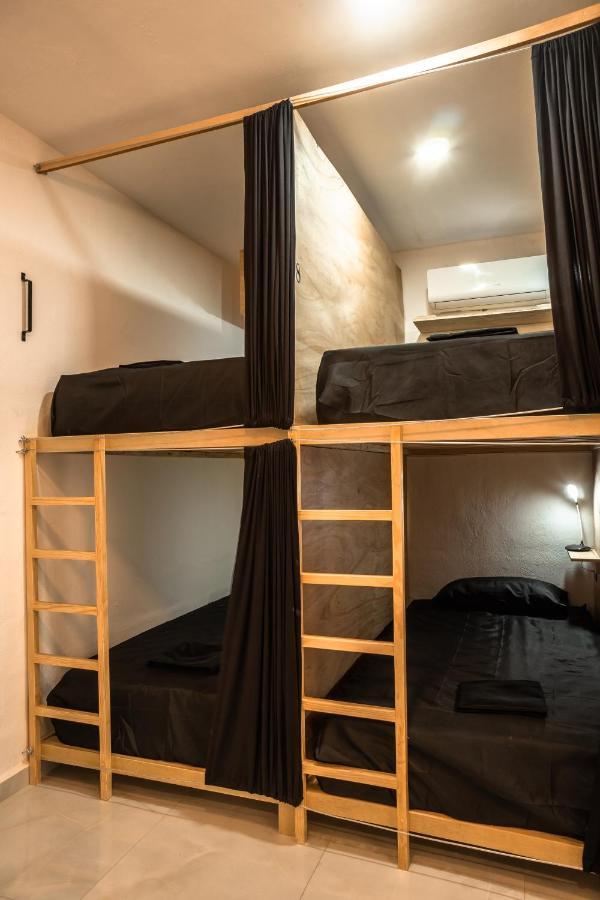 Maui Apartahotel 4*