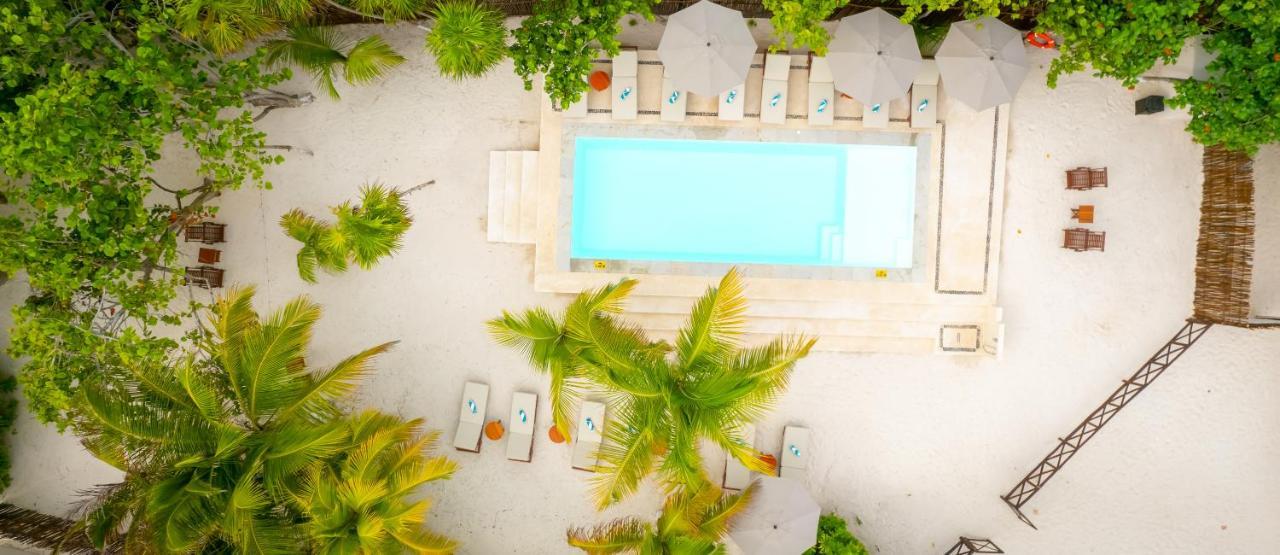 El Paraiso Hotel