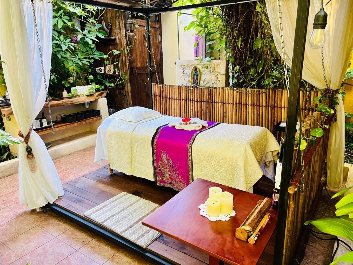 Hacienda Boutique B&b&spa Solo Adultos Bed and breakfast