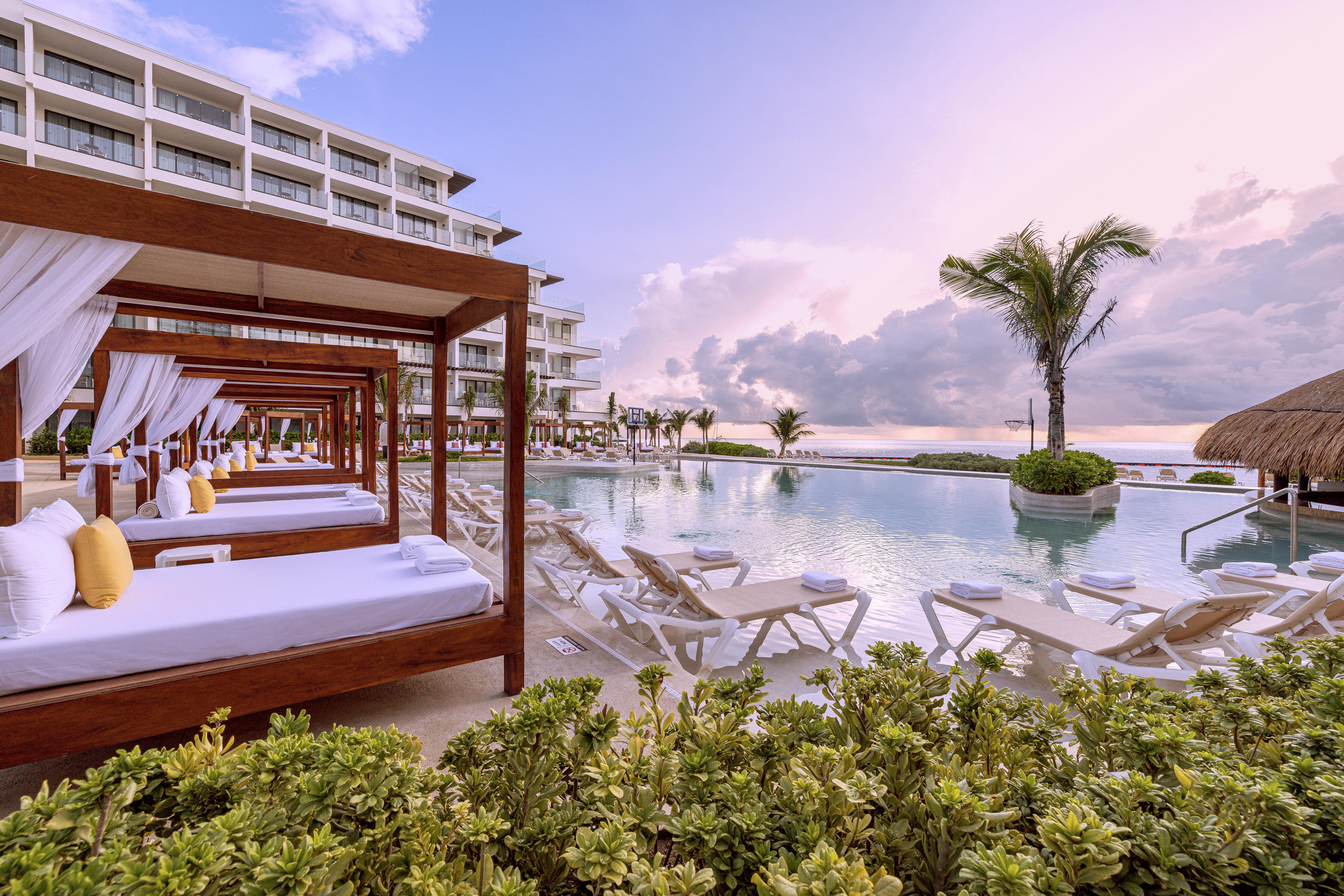 Sensira And Riviera Maya Puerto Morelos