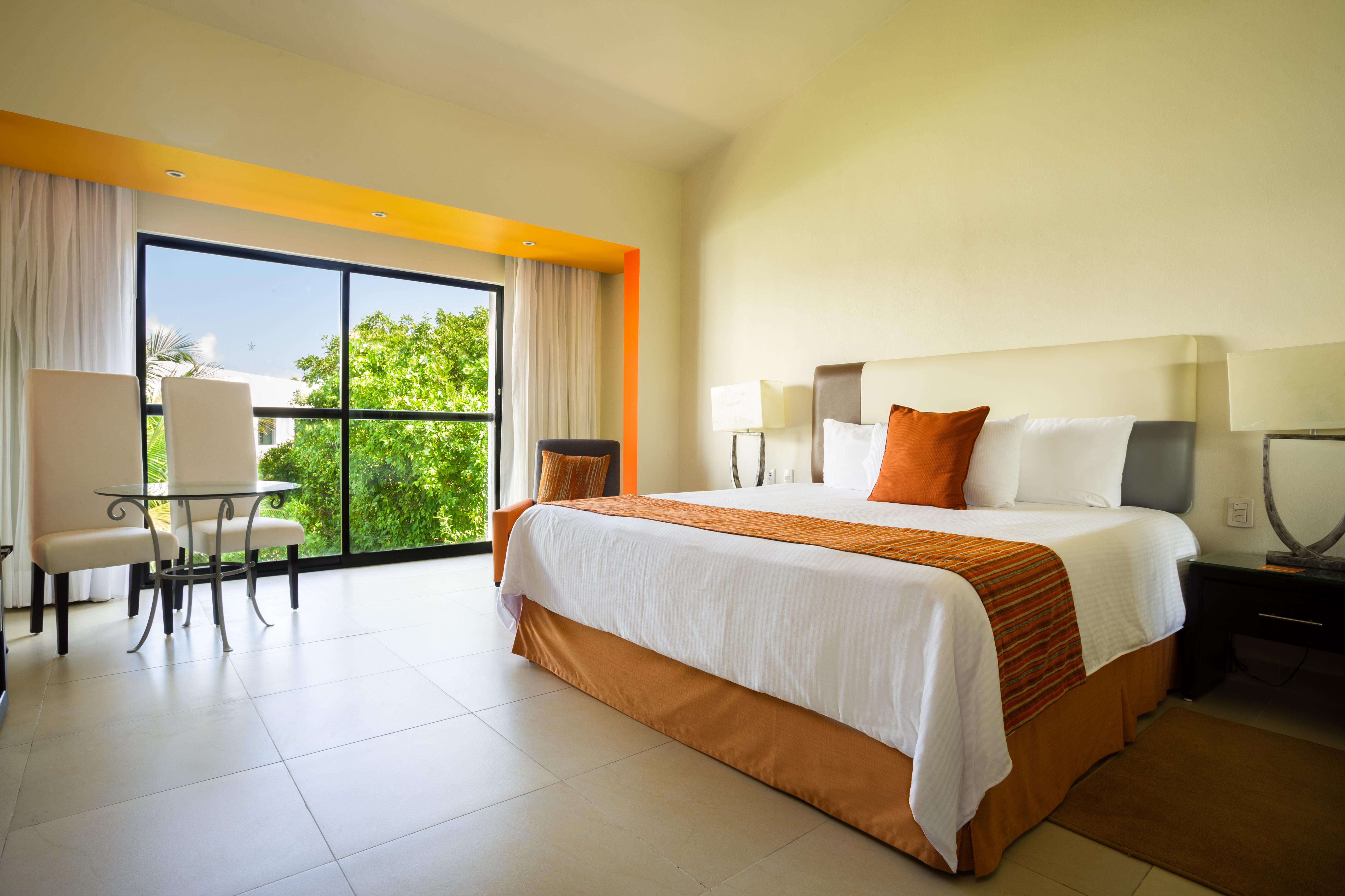 Resort Sunscape & 4*