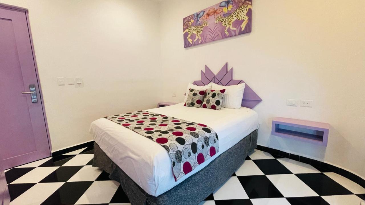 Pavo Real - Hotel Playa del Carmen