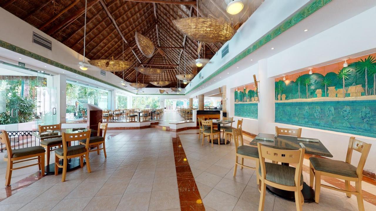 Grand Park Royal Resort