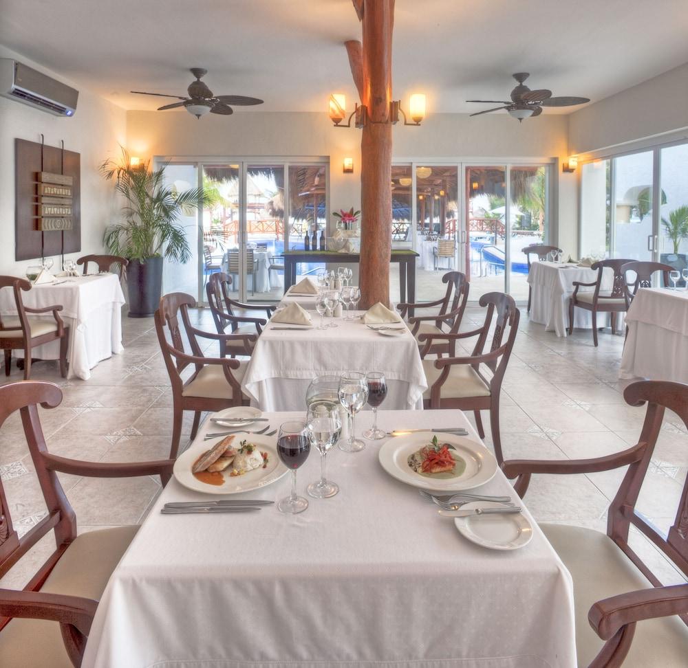 Hidden Au Naturel Adults Only Catamaran, Cenote & Inclusive Resort Akumal