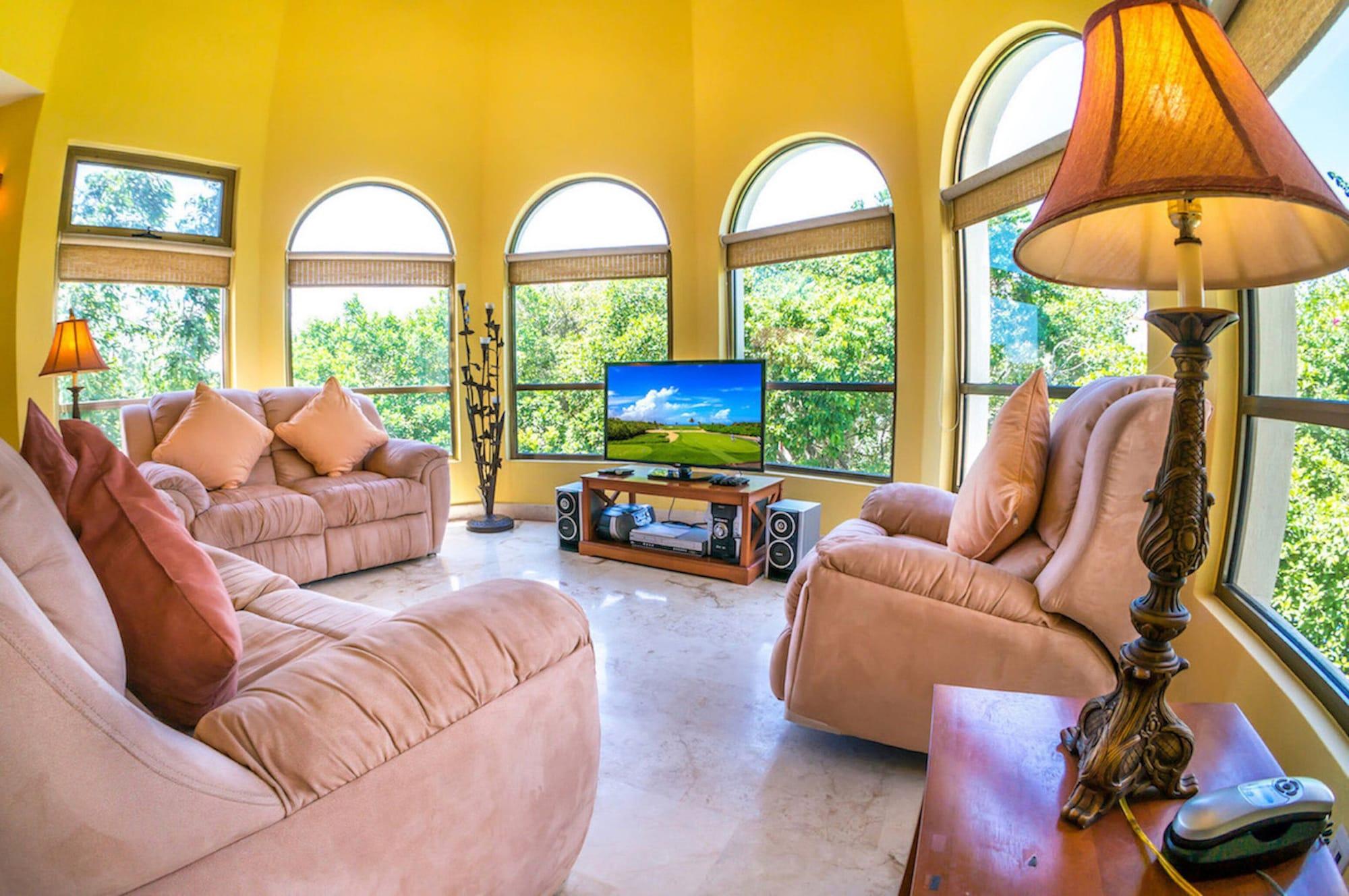 Encanto Paseo Del Sol Apartment