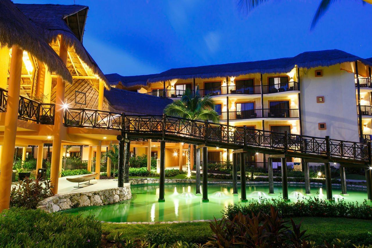 Hotel Catalonia Yucatan & 4*