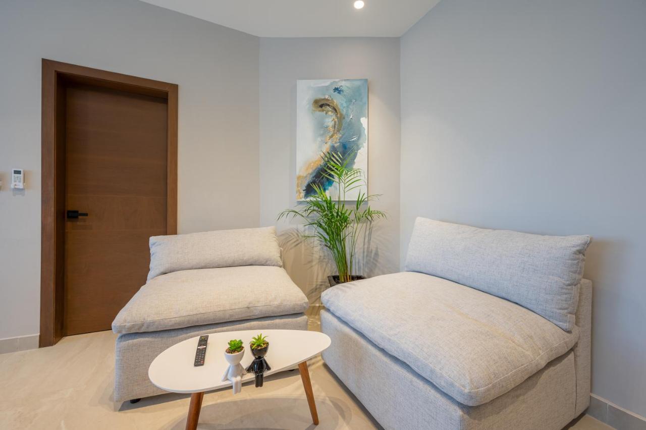 Kippal - Modern Oasis -