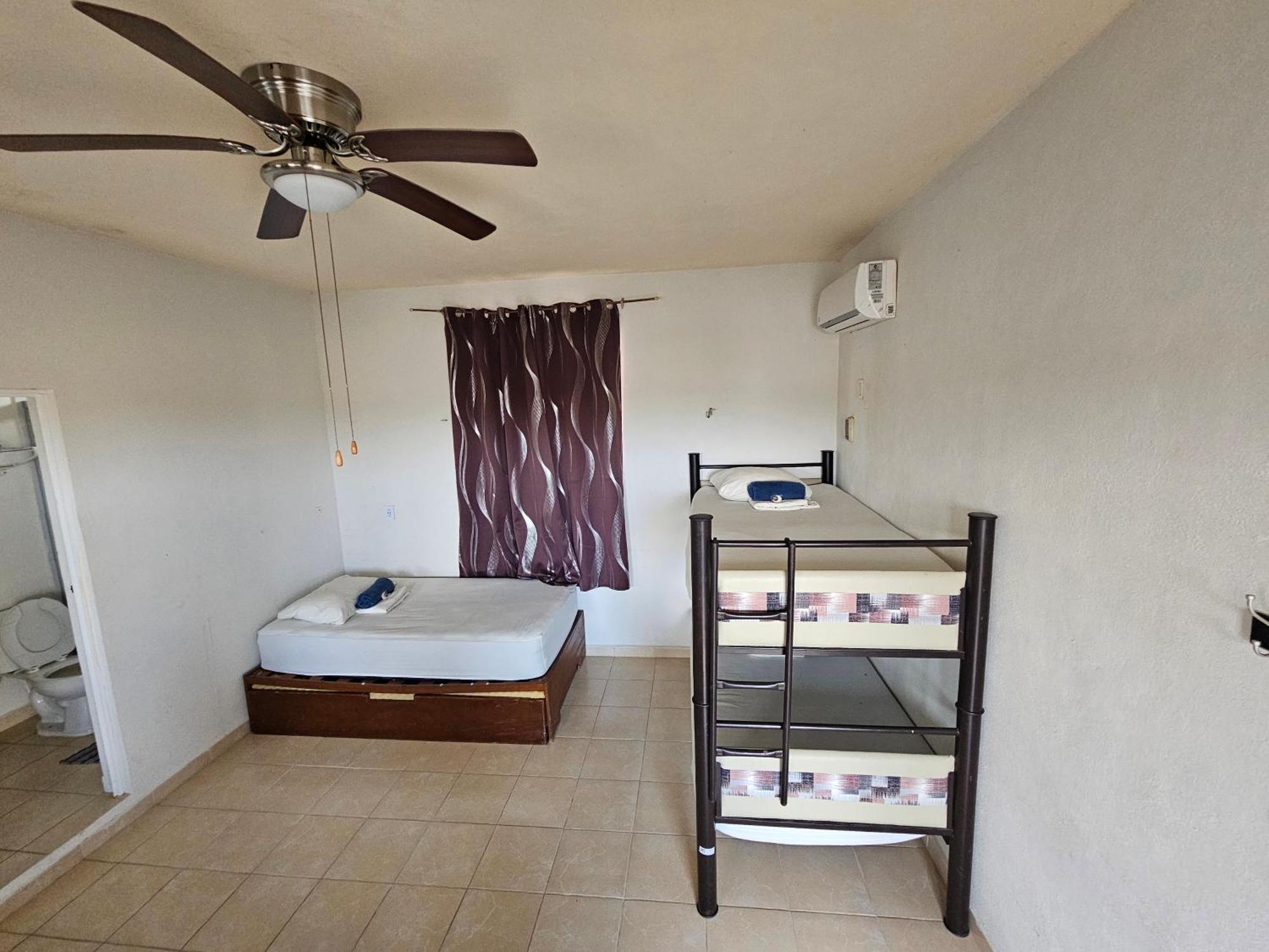 Albergue El Padrino Akumal