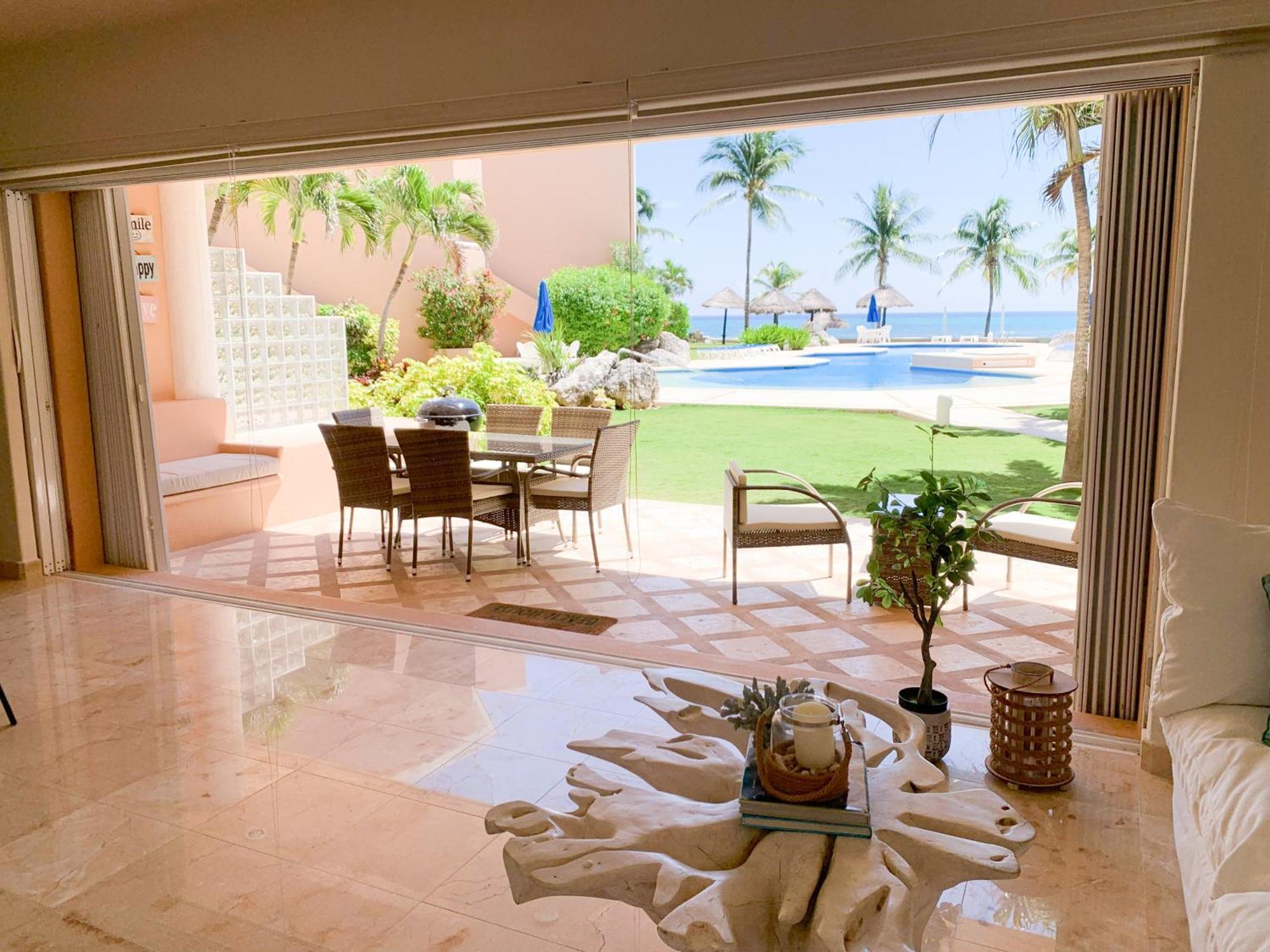 Apartment Beachfront Breathtaking Views