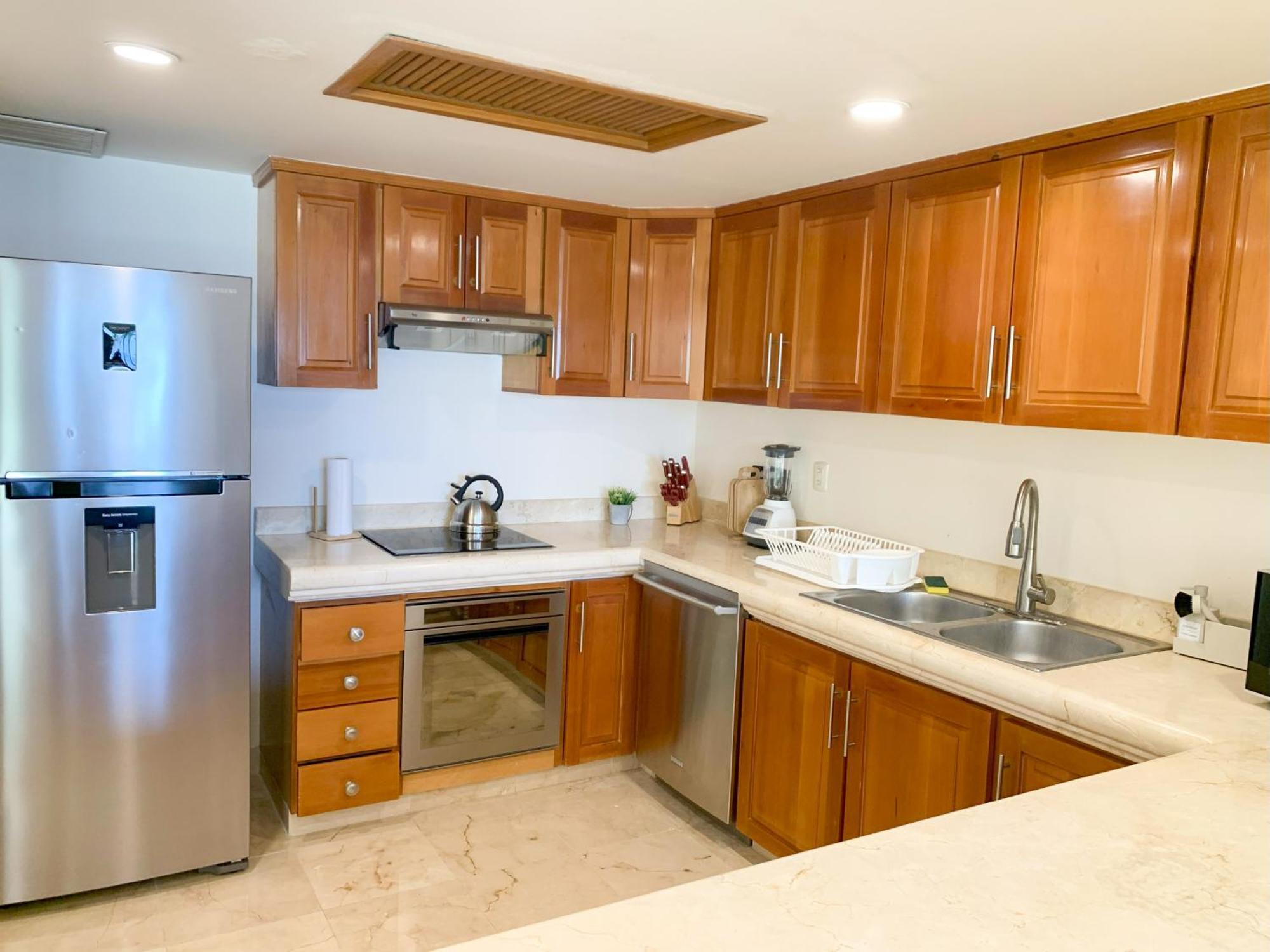 Apartment Beachfront Breathtaking Views *