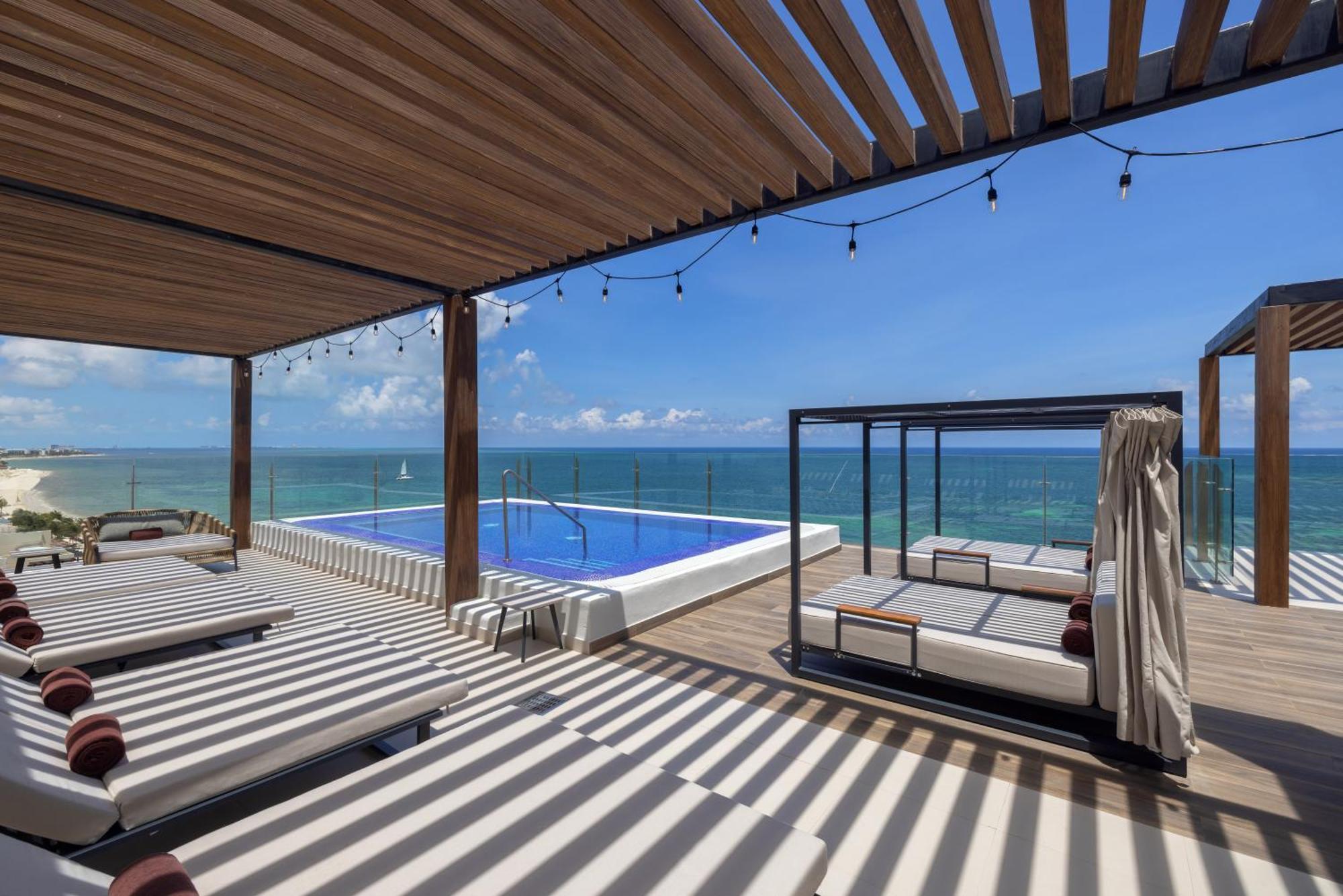 Royalton Splash Riviera Cancun, An Autograph Collection Hotel 5*
