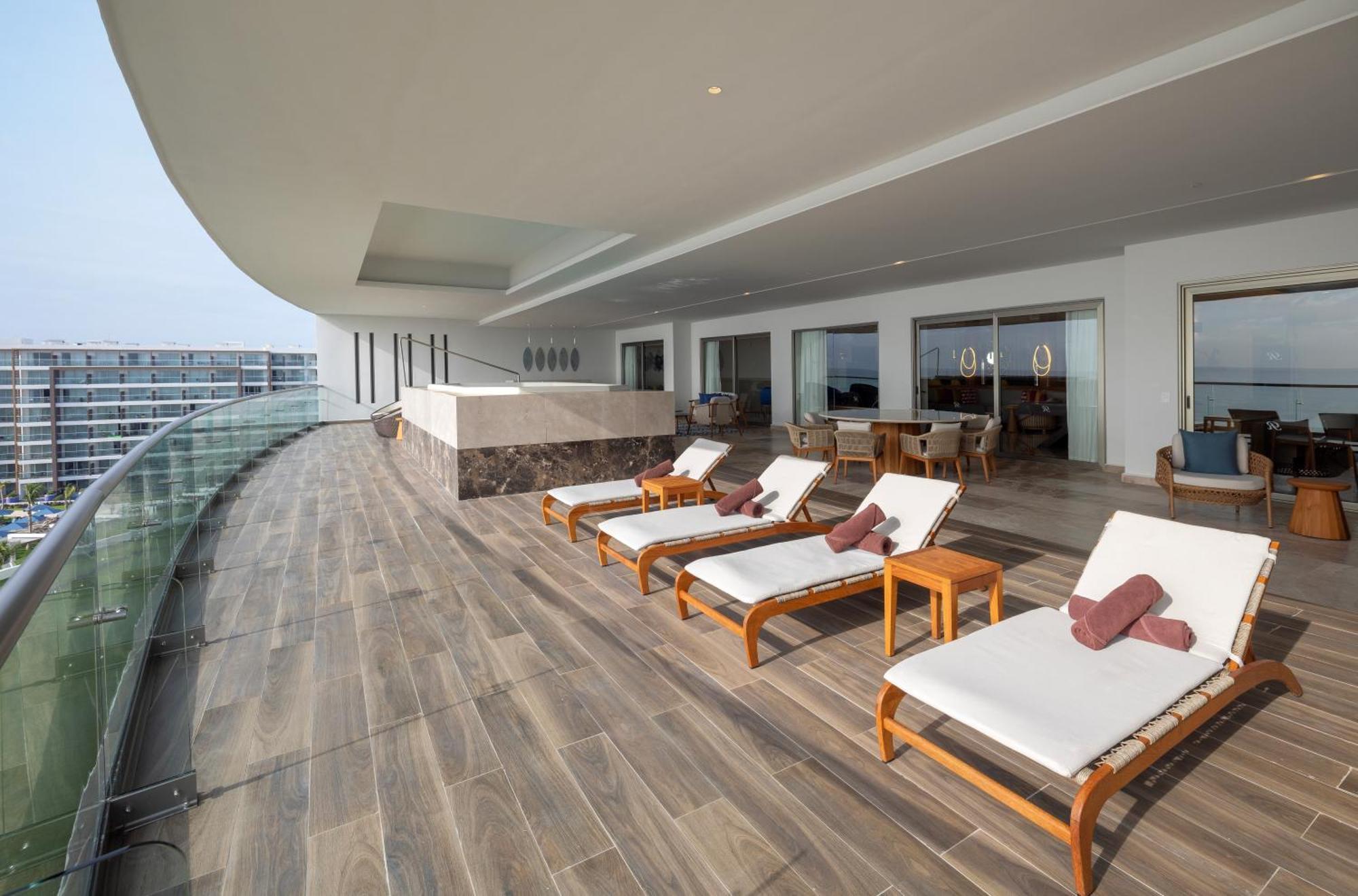 Hotel Royalton Splash Riviera Cancun, An Autograph Collection Puerto Morelos