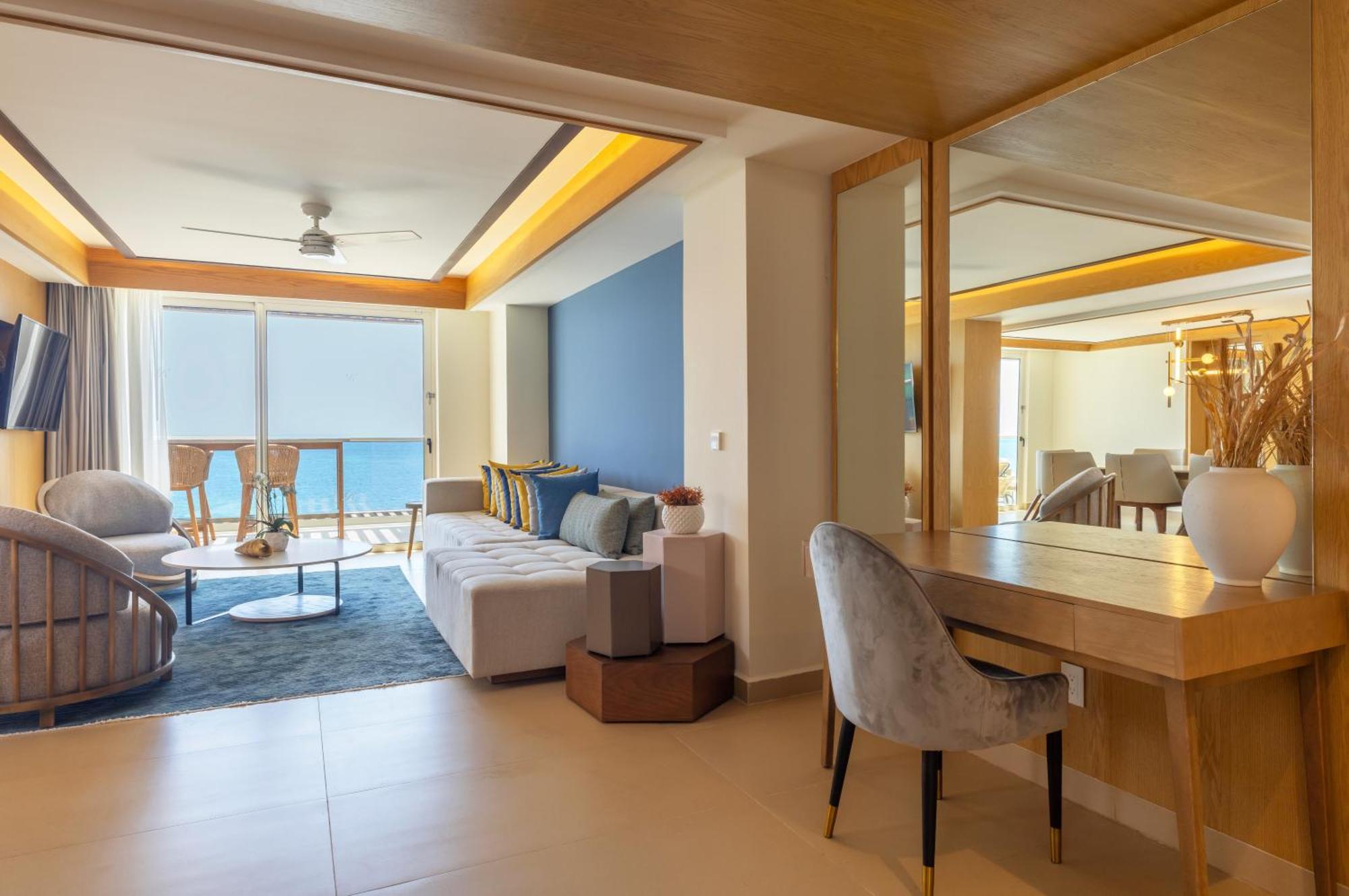 Hotel Royalton Splash Riviera Cancun, An Autograph Collection 5*