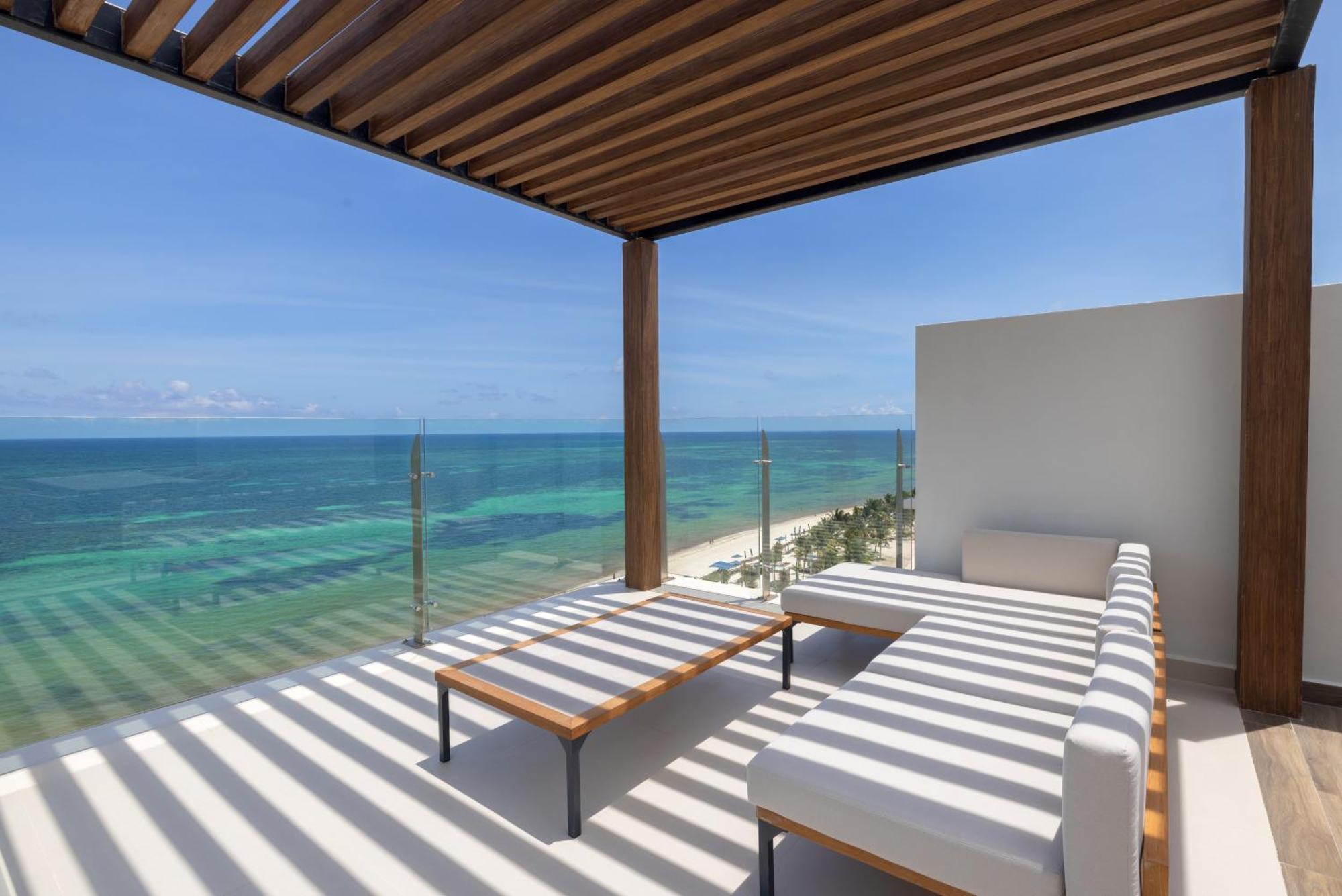 Royalton Splash Riviera Cancun, An Autograph Collection Hotel 5*