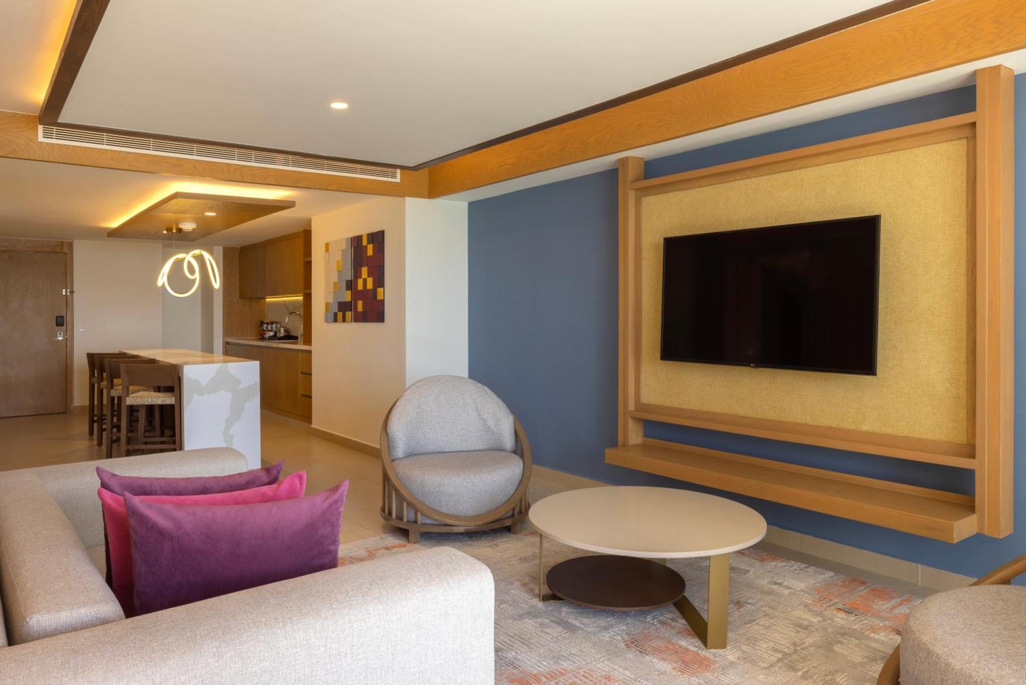 Hotel Royalton Splash Riviera Cancun, An Autograph Collection 5*