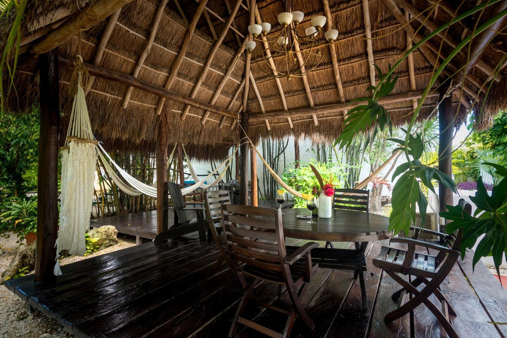 El Encanto Aparthotel 3*