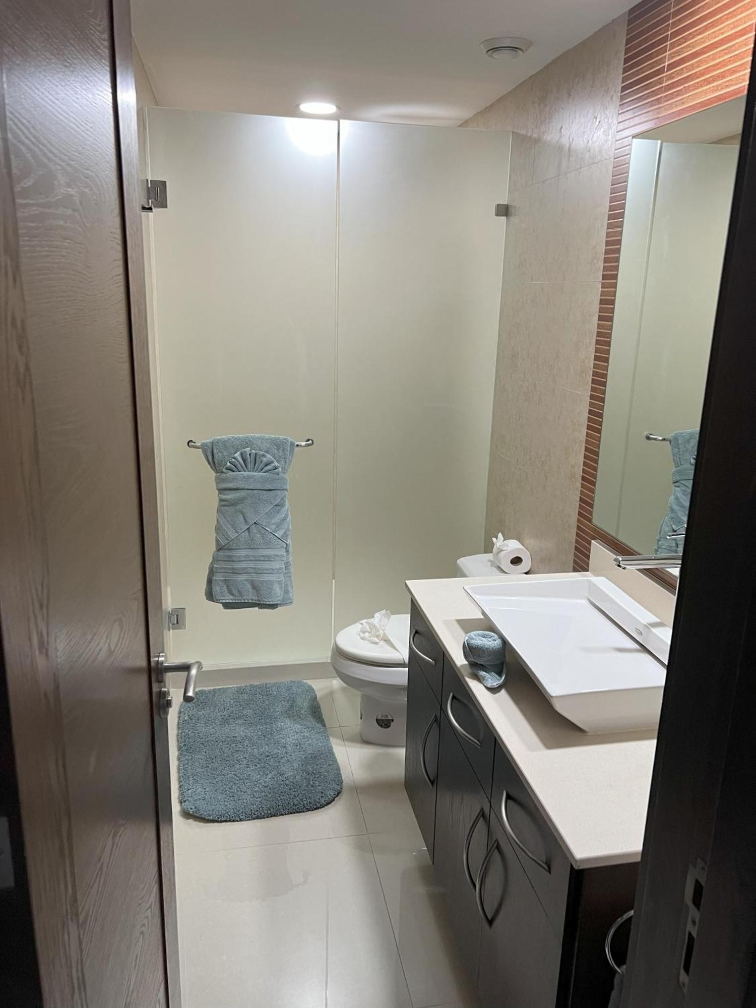 Brand New And Amazing Penthouse! Apartamento