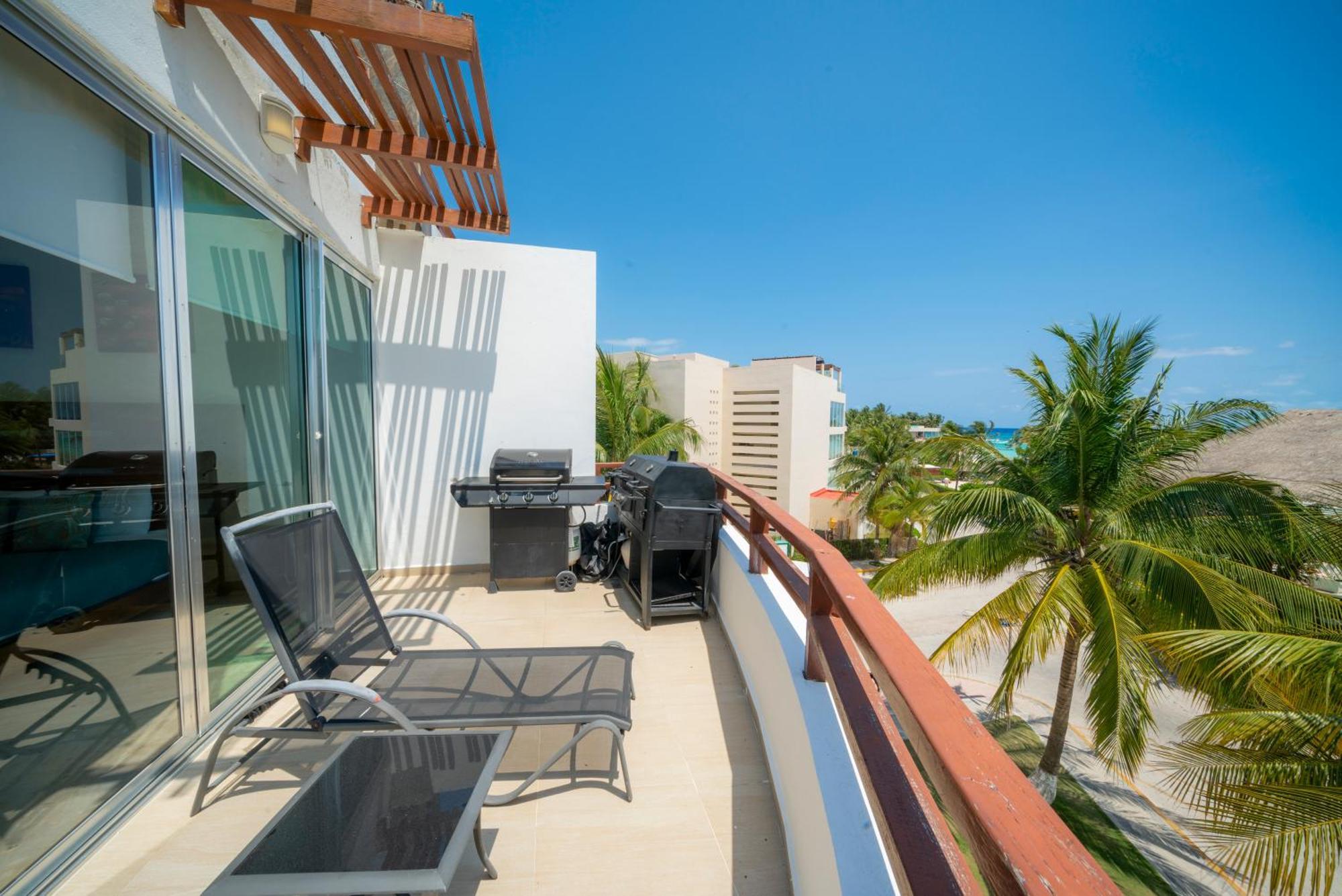 Beachfront Penthouse With 3 Bedrooms & Ocean View - Nubes Сasa de vacaciones