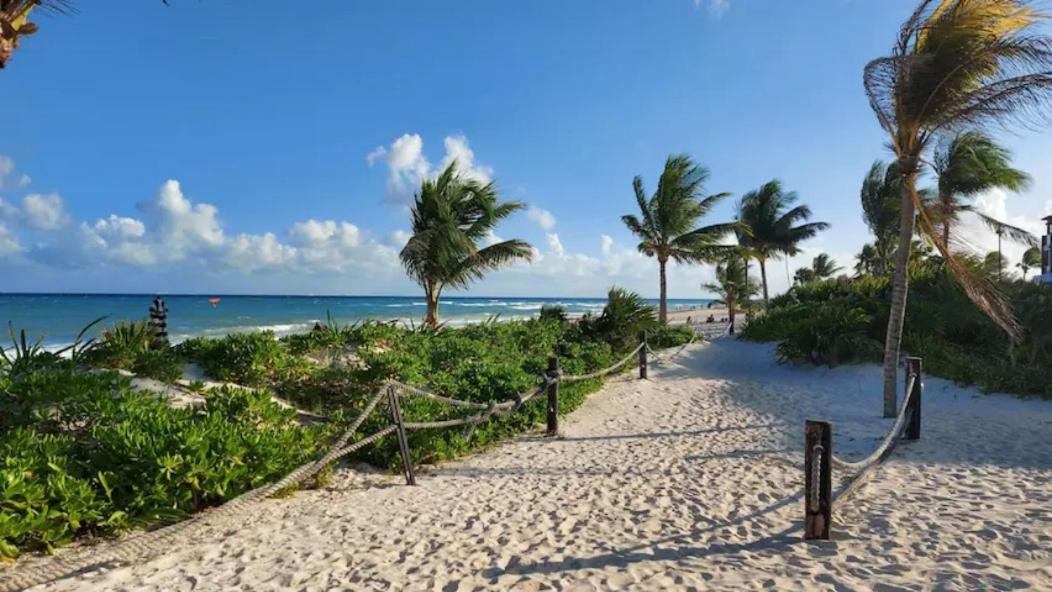 Apartamento Luxury Beachfront At Mareazul