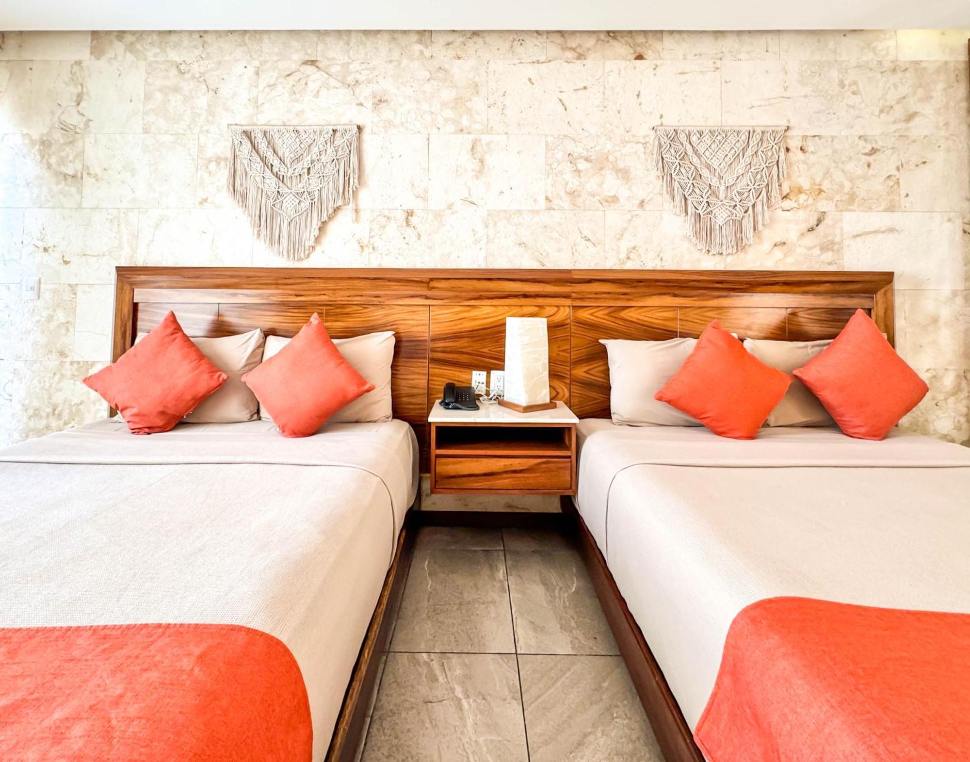 Grand Fifty Hotel